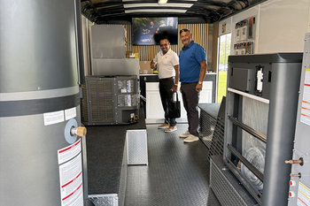 Roadshow website photos - windsor - 3